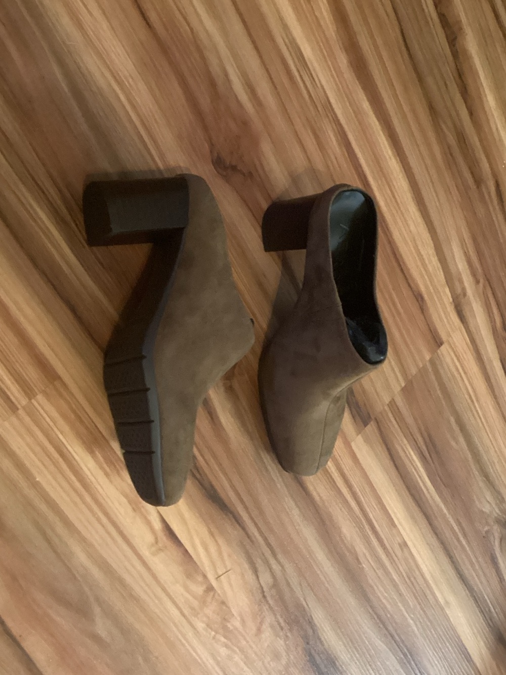AEROSOLES Olive Brown Suede Block Heel Ankle Boots